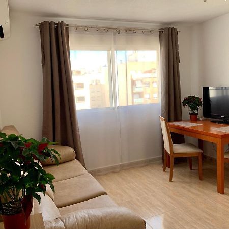 Apartment Torrevieja Bagian luar foto